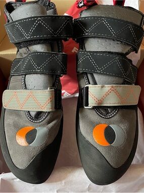 Five Ten Men's Rock Climbing Shoes in Black and Gray with Orange Accent-NWT